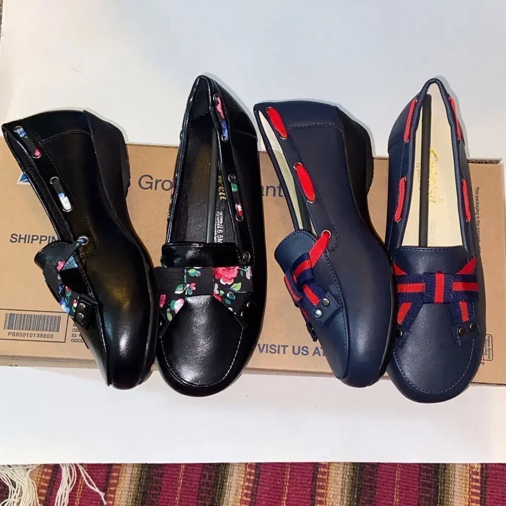 Beacon Comfort Well Black Black and Navy Floral Loafers Shoes 2 Pairs Size 6.5